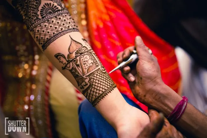 Jharokha Mehendi Design Ideas - Shaadiwish