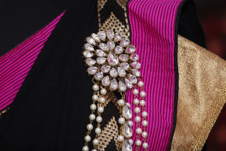 VAMA FASHIONS Big Size Stone Safety Saree Pin for draping Sari Sadi For  Women ( 3 Diff Colors )