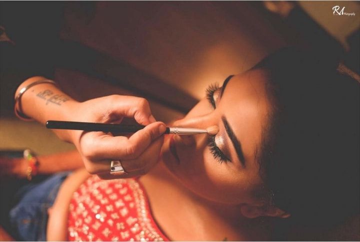 Rashi Sobti Makeup