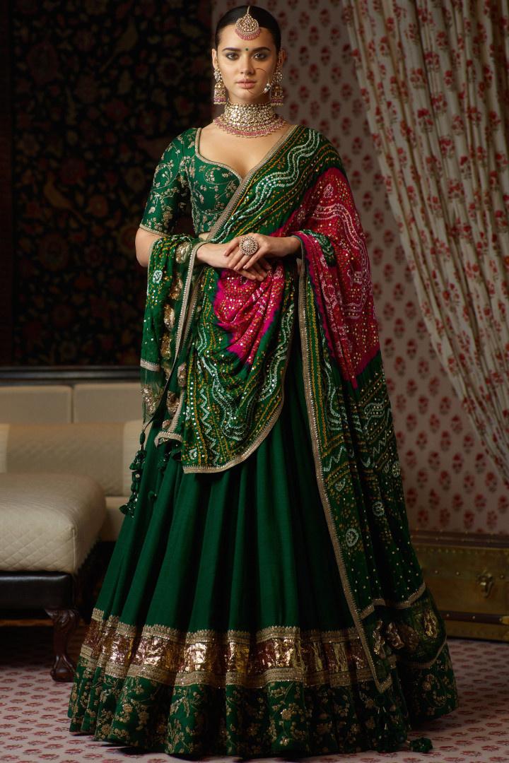 Bandhani Suits: Buy Bandhej Suit Online in India at Aachho