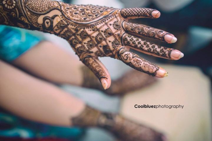 20 Best Black Mehndi Designs - Latest Collection | Black mehndi designs,  Henna tattoo designs, Henna designs