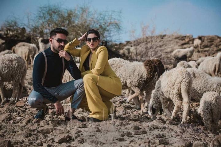 couple image in the zoo