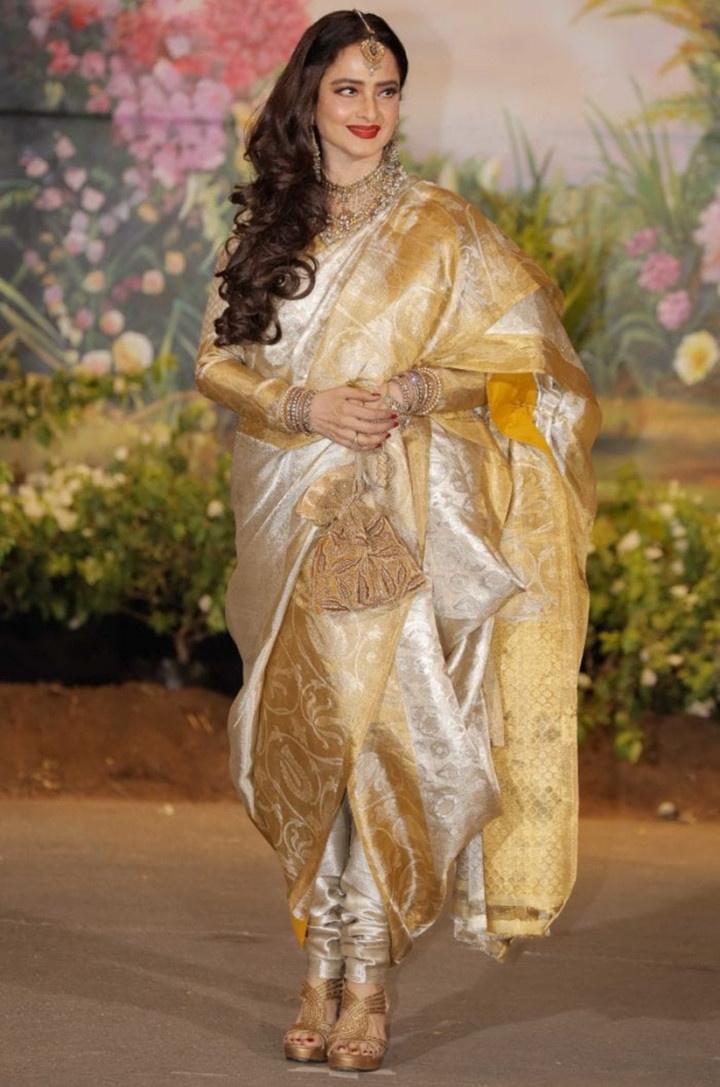 रेखा की 10 साड़ियां, जिनमें वह लगती हैं 'Kanjeevaram Queen' - 7 times rekha  wore kanjeevaram saree-mobile