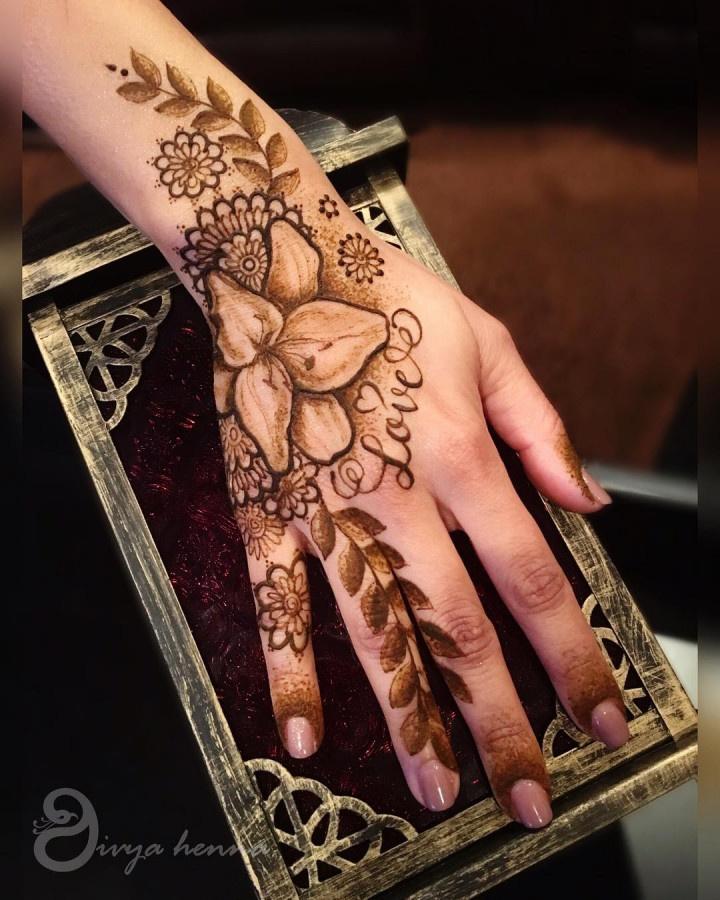 Stylish new mehndi designs for hands/easy floral henna designs  2022/hennabyasiyaofficial inspired - YouTube