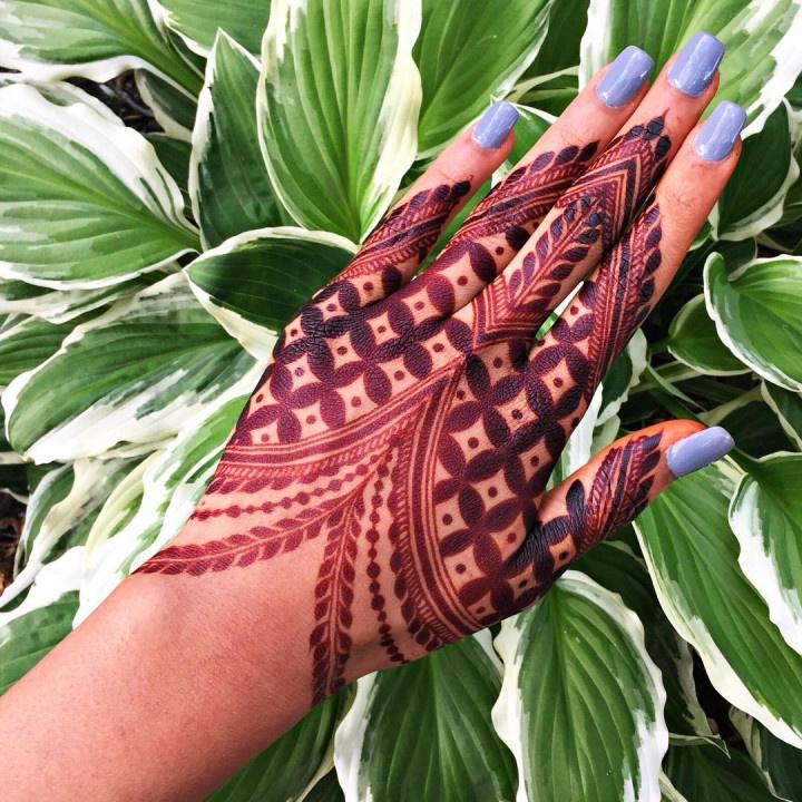 Khafif design🥰😍in love with it🤩 - Stylish Mehndi designing | Facebook