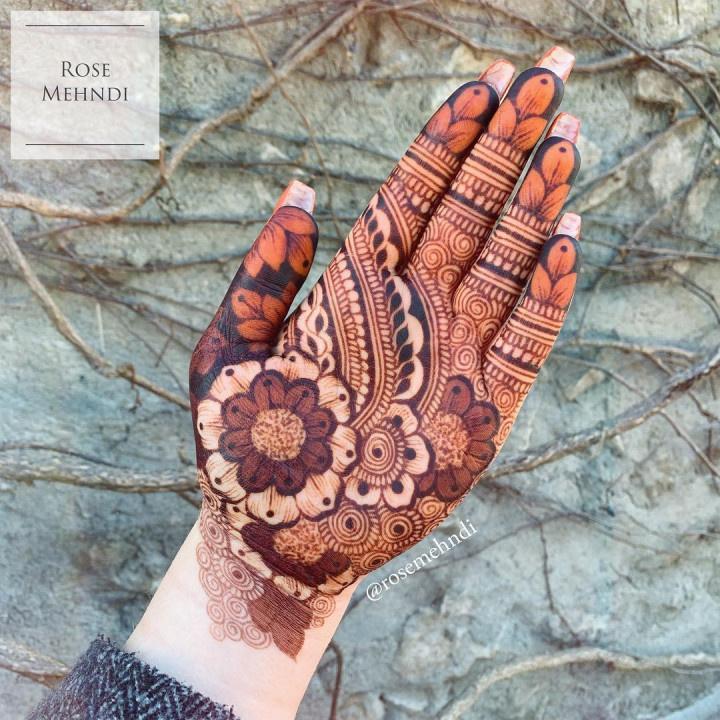 mehndi. | Mehndi designs for fingers, Simple mehndi designs fingers, Front mehndi  design