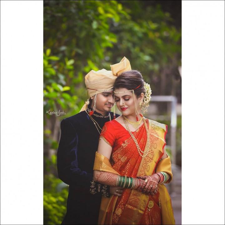 Marathi bride! | Indian wedding photography poses, Marathi wedding, Wedding  couple poses