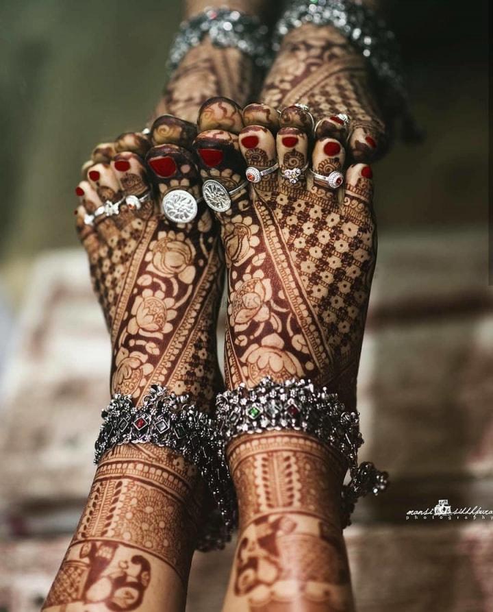 Eid 2023 simple latest mehndi design PHOTO