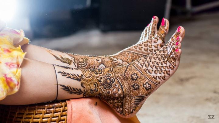 Payal Mehndi | Feet Mehndi Design | Leg henna | Arabic Feets | DIY Henna  2017 - Naush Artistica - YouTube