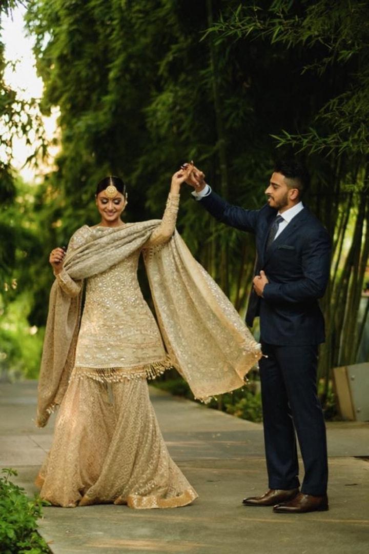 Steal Inspiration From These Couples In Coordinated Pastel Outfits |  Wedding matching outfits, Couple wedding dress, Indian wedding outfits