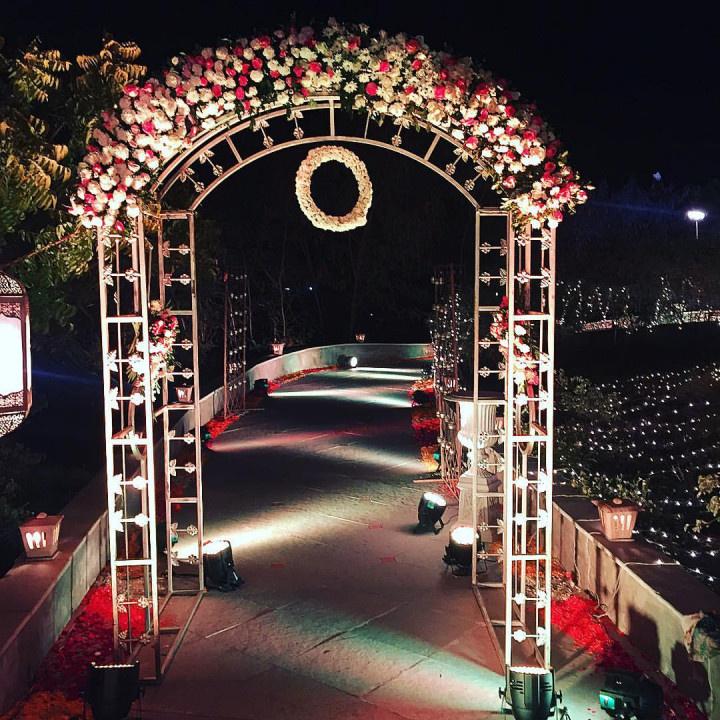 wedding gate lighting