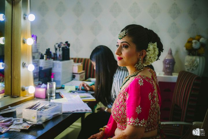 Bridal Beauty Check Through the Lakme Salon Price List to Choose the Best  Service for You
