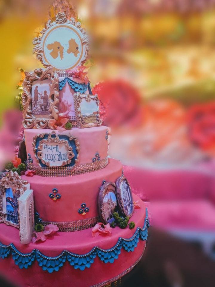 Ring ceremony cake for a... - Cake Addicts by Vaidehi Shah | فيسبوك