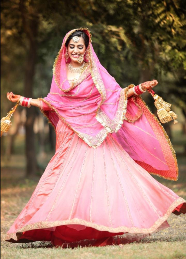 A Complete Guide on whether you should wear a Single Dupatta or a Double  Dupatta on your Wedding Day!