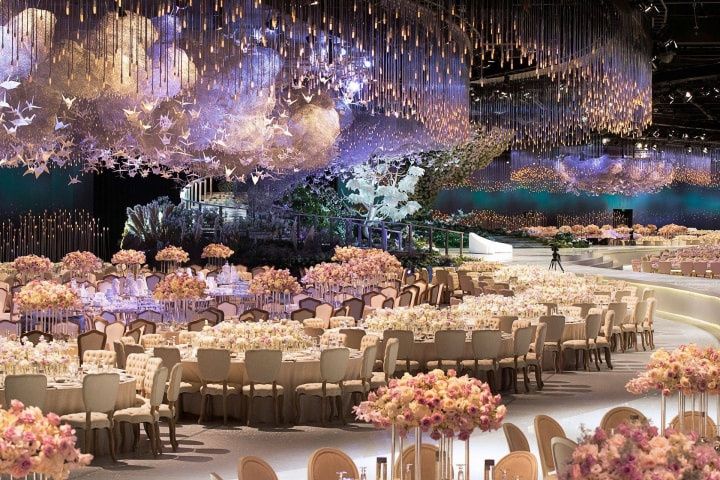 15 Wedding Decoration Items That Will Turn Your Big Day into the Grand  Affair You Deserve