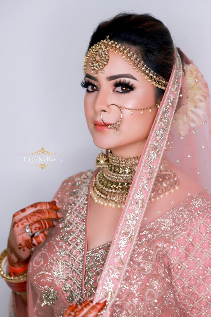 Parineeti Chopra's bridal makeup look decoded | Times of India