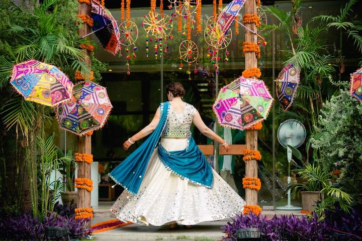 Buy 2 Pcs Oriental Decor Asian Chinese Umbrella Hawaii Bridal Decorate  Wedding Photo Props Decorations Ceremony Bride Child Online | Kogan.com. .