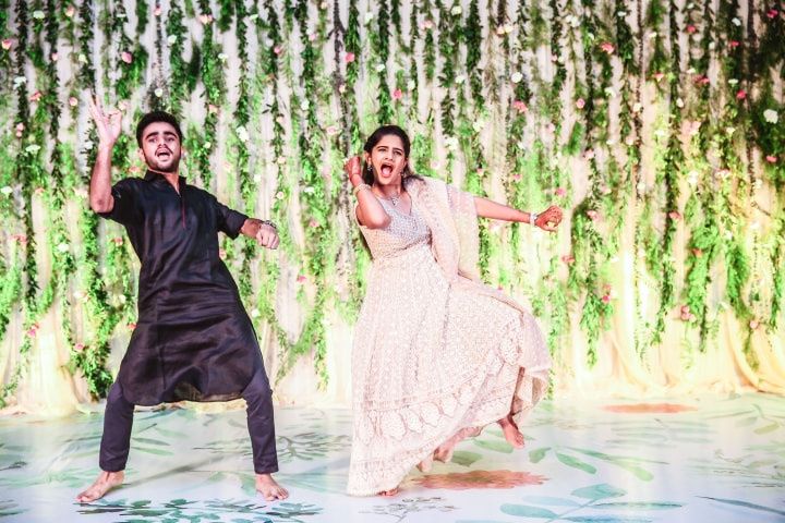 14 Dance Tips a Bride, Groom and Their Families Must Look at Before Their IIFA Worthy Sangeet Performance