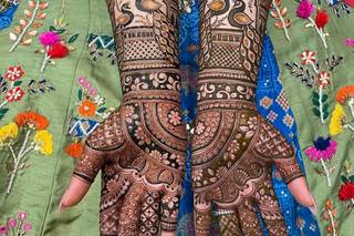 full hand mehndi design