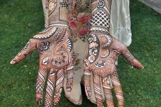 full hand mehndi design