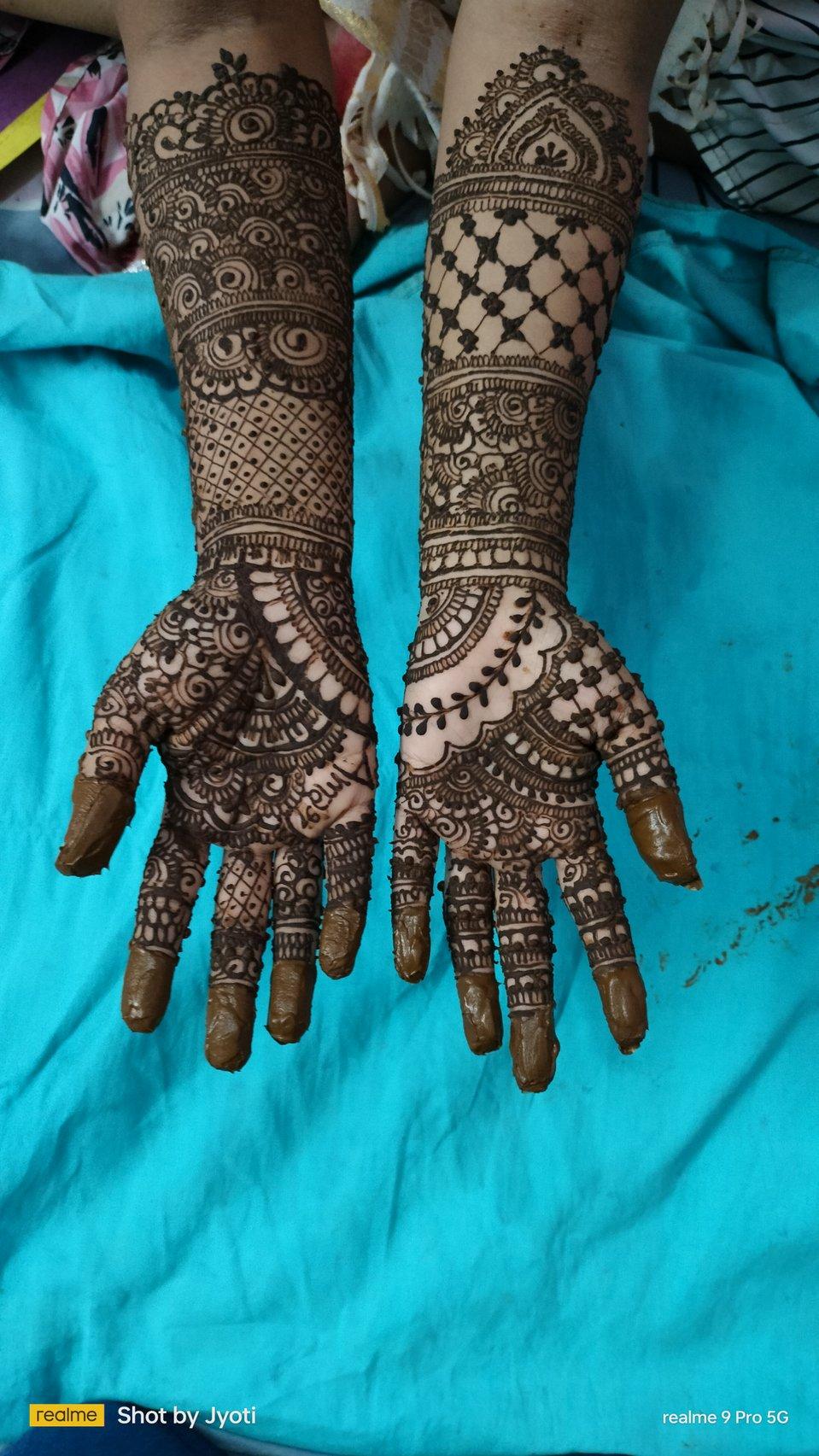 Raksha Bandhan 2020 Latest Mehendi Designs: Easy Arabic, Indian & Vine  Mehndi Patterns for Front & Back Hand! Check out Mehandi Images & Tutorial  Videos
