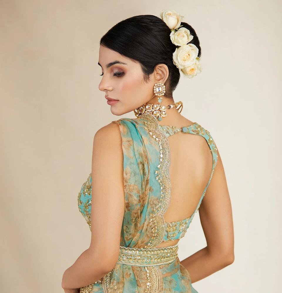 30+ Stunning Backless Blouse Designs for the Divas