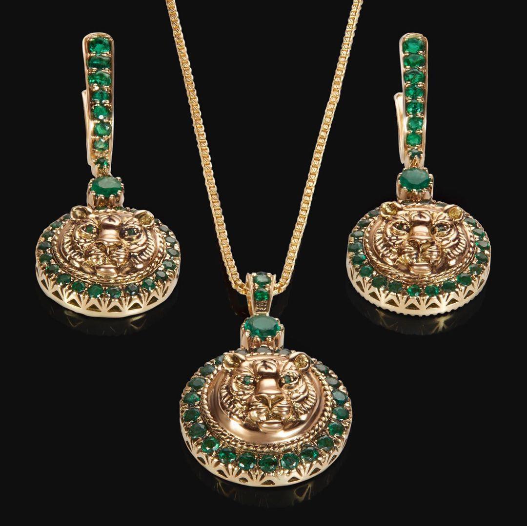 95500 gift for sister in law sabyasachi sabyasachi bengal tiger intimate fine jewellery
