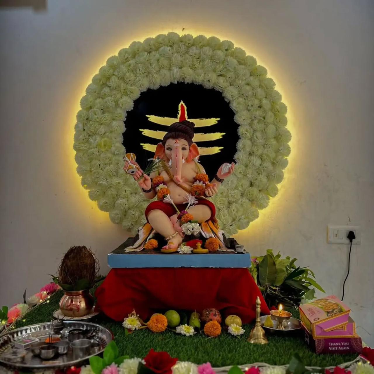 Ganesh Chaturthi Simple Decoration