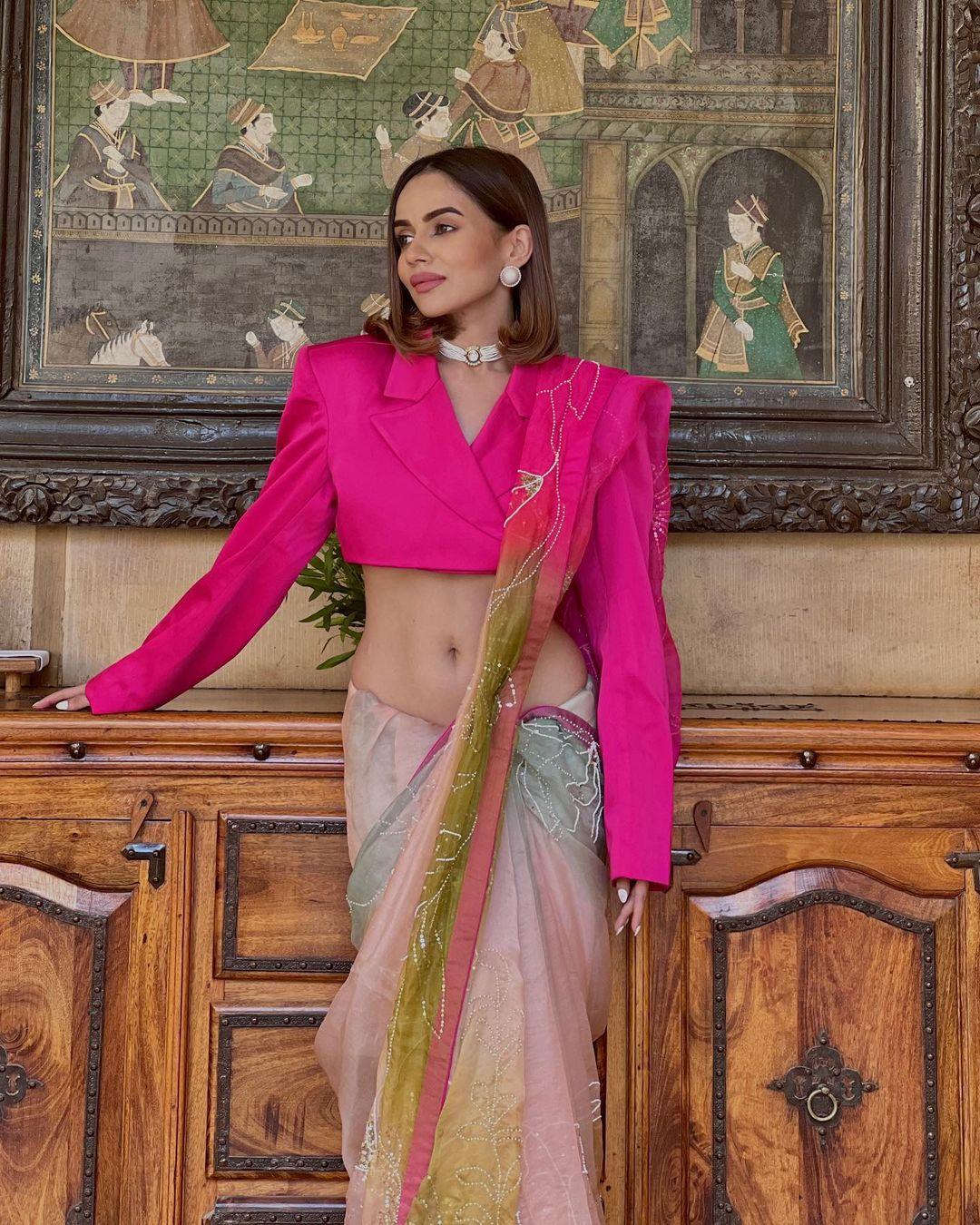 Katrina Kaif To Priyanka Chopra: Celebs Show How To Pull Off Indo Western  Outfits