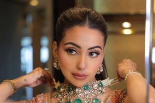 Shradha Luthra and Nitesh Ashwini Engagement