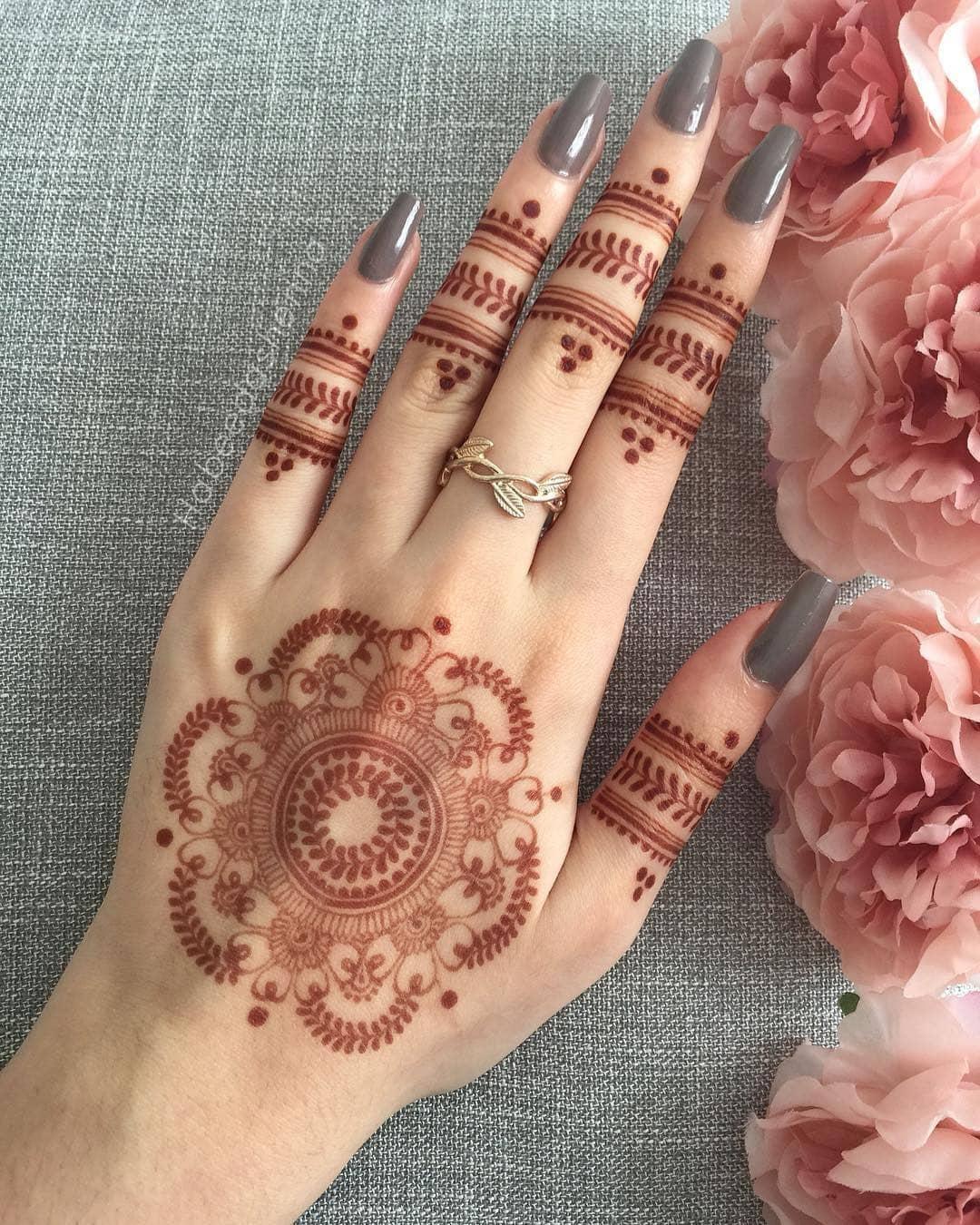 35 Stunning Wedding Henna Designs to Inspire Your Own