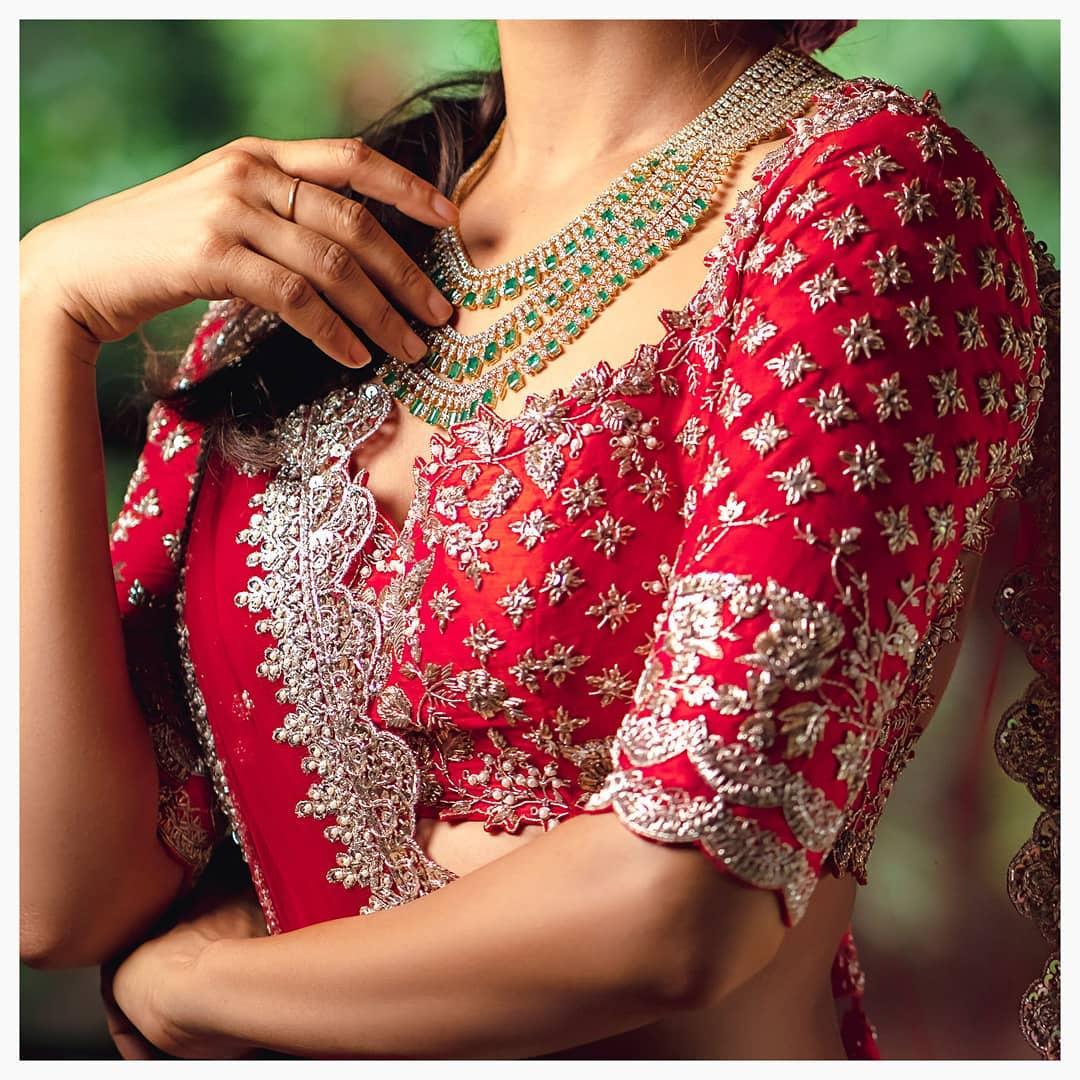 7 Mistakes to Avoid While Getting a Lehenga or Saree Blouse Stitched! |  Bridal Wear | Wedding Blog