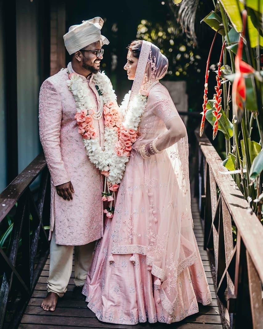 Our gorgeous sister of the groom looks beautiful in this champagne peach  lehenga set . . . Outfit- @rahulkapoorofficial Jewellery- @spj... |  Instagram