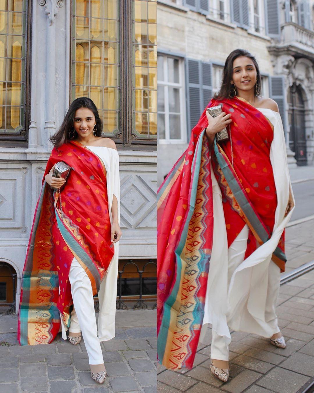 25 Saree Ideas For Farewell Party - Boldsky.com