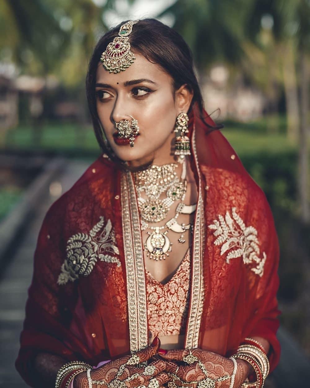 10 Kundan Maang Tikka Designs We're Crushing On Currently