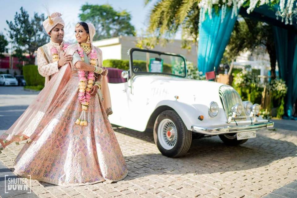 13 Unique Wedding Car Decoration Ideas