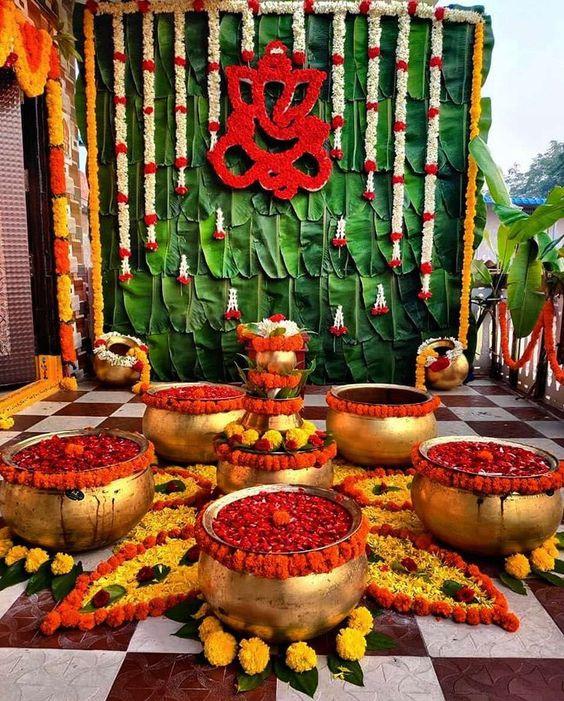 27 Best Trending Ganesh Chaturthi Decoration Ideas for home 2019 | Mandap  decor, Ganesh chaturthi decoration, Diy floral decor