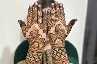 back full hand bridal mehndi design