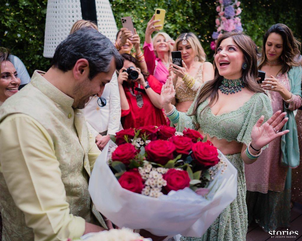 Inside Kanika Kapoor's wedding: Bridal beauty lessons to learn