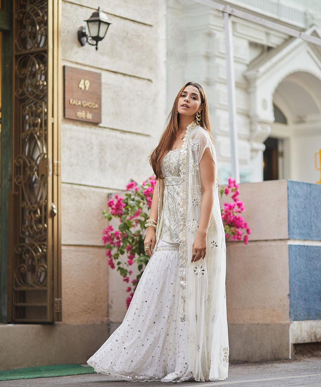 Cotton Embroidered Ladies White Chikankari Suit, Lucknowi at Rs 1300 in  Lucknow