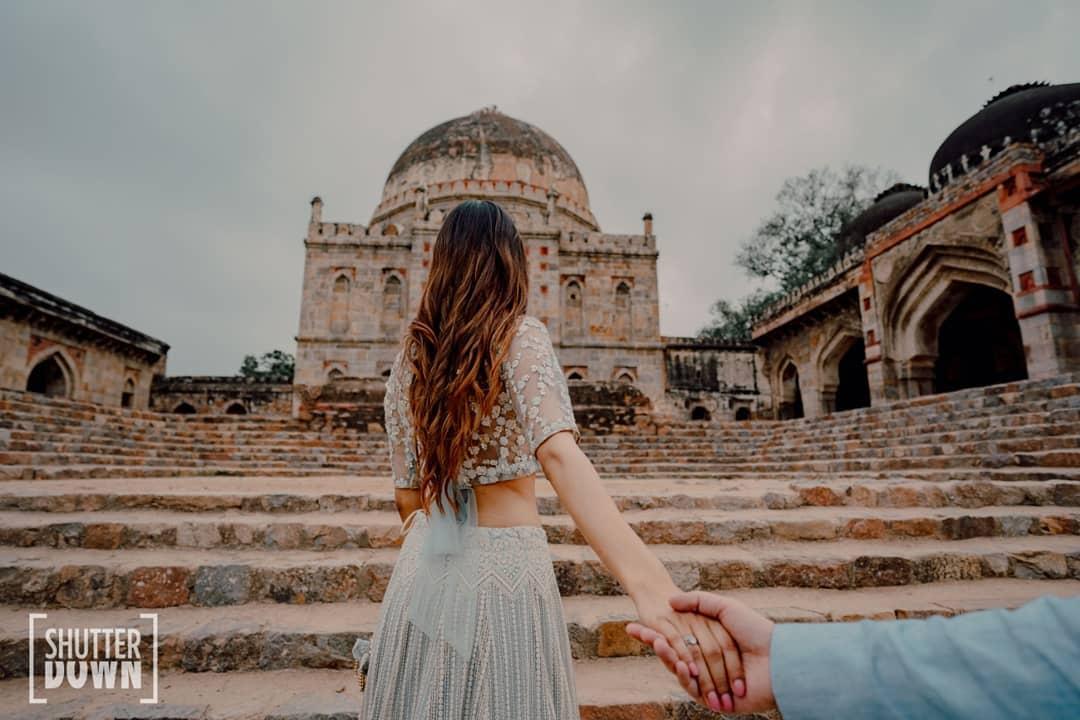 Girl Posing Near Ancient Fort Stock Photo 19023421 | Shutterstock