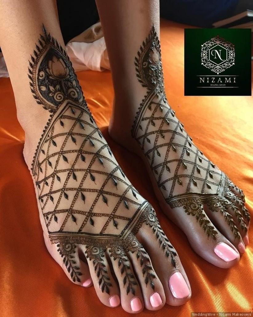 Beautiful artwork of Henna Mehndi on fair hands of indian groom, Henna dye  is applied on man's hand during Indian marriage festival Stock Photo - Alamy