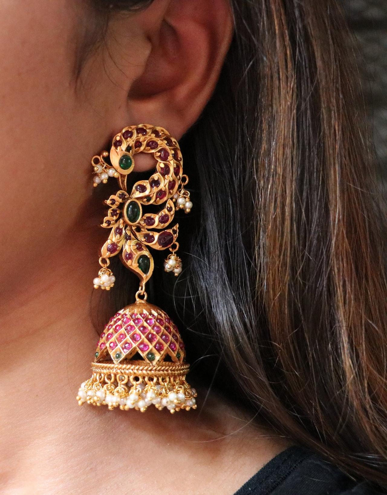 statement jhumkas