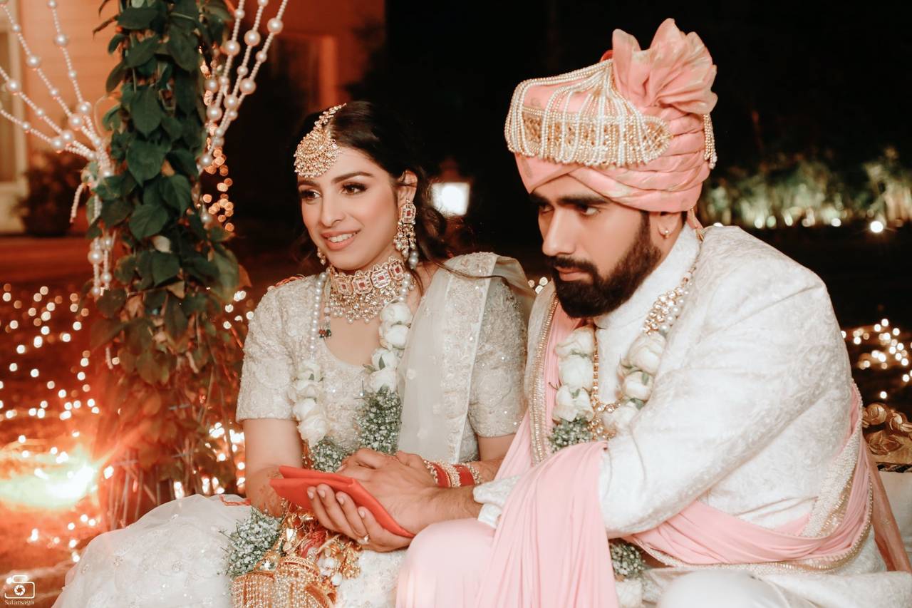The Essential Guide to Sikh Weddings: Bridal Attire and Jewelry – The  Wedding Knot