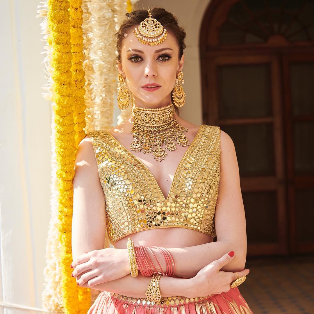 choli cutting