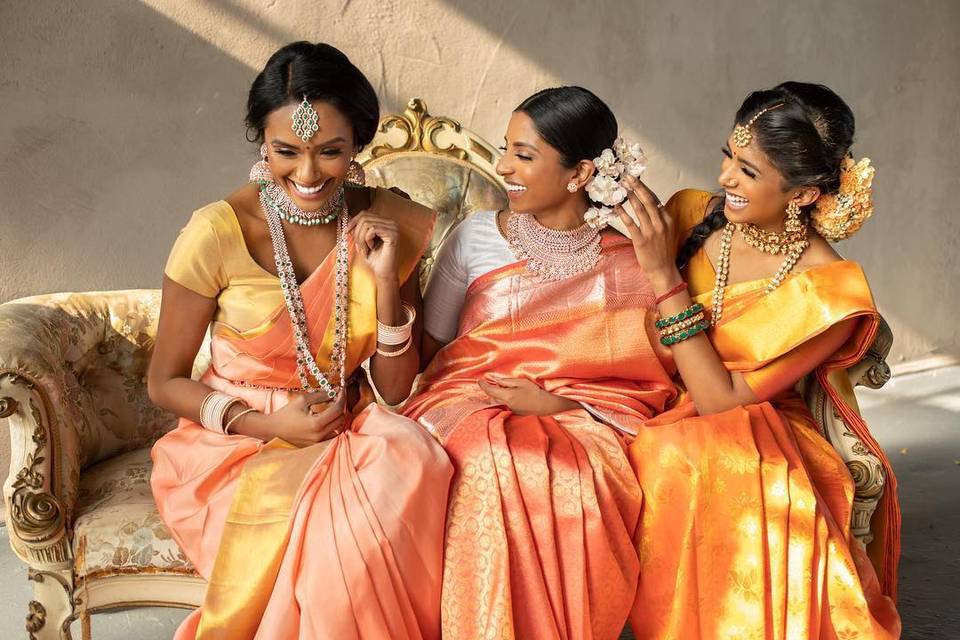 The Kanchi Pattu Saree is one of the finest weaves in India. Mugdha are  proud to