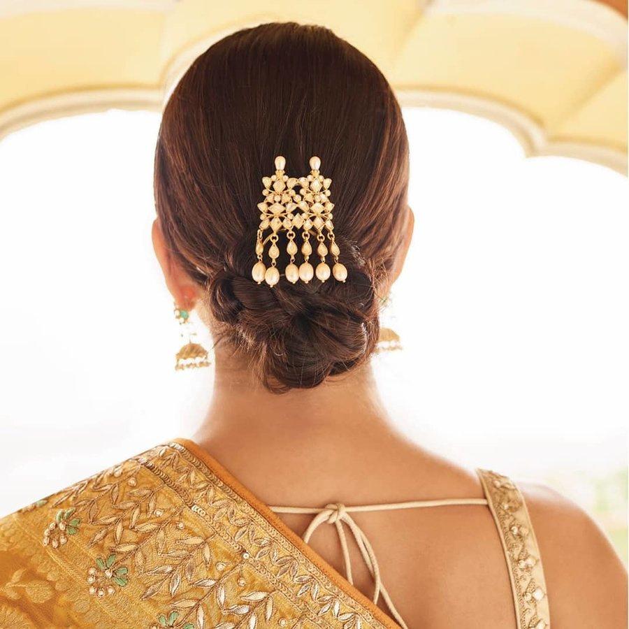 Easy Hairstyles to look Stylish in a Saree – Glamwiz India