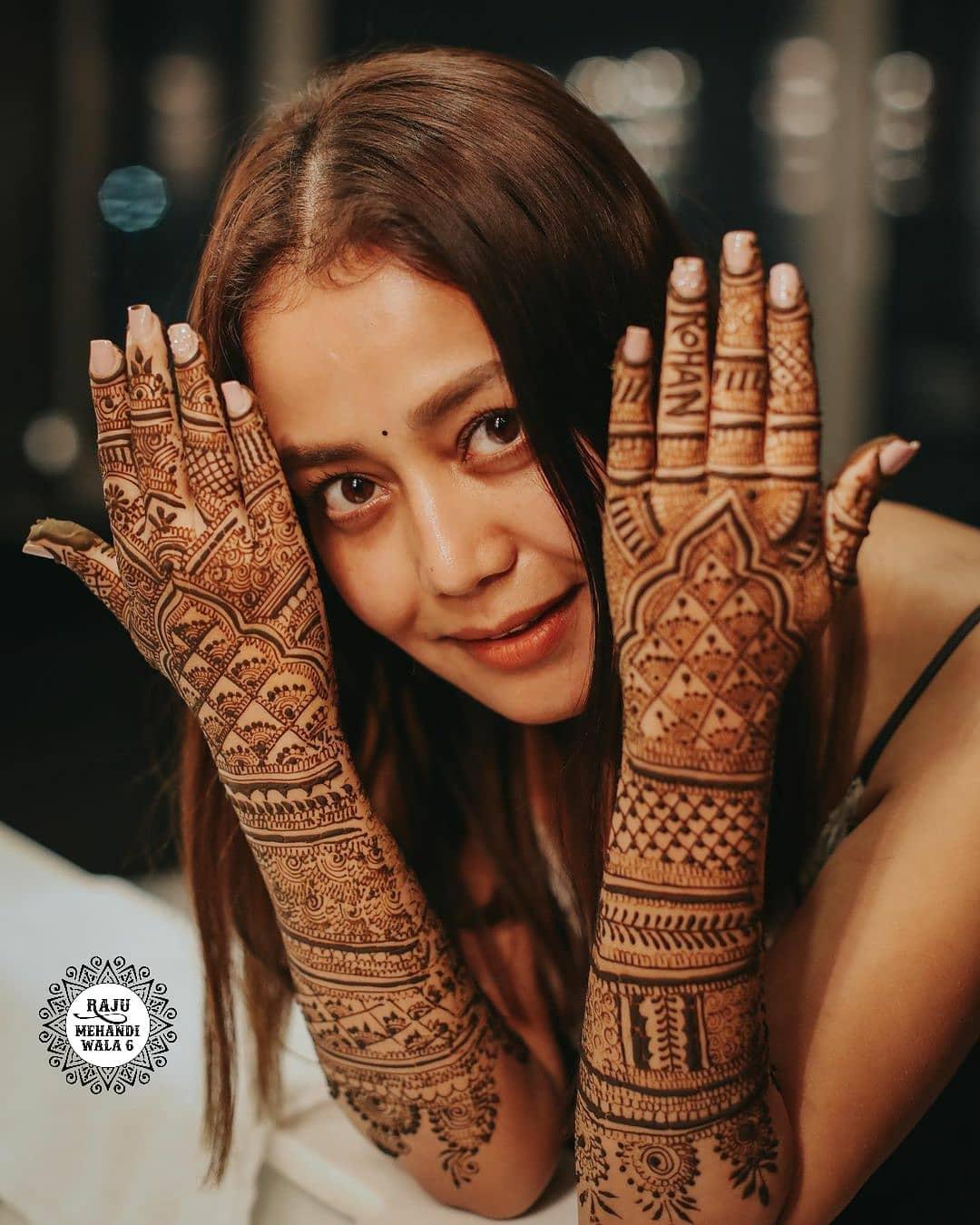 Latest Bridal Mehandi Designs 2021: Front and Back Hands