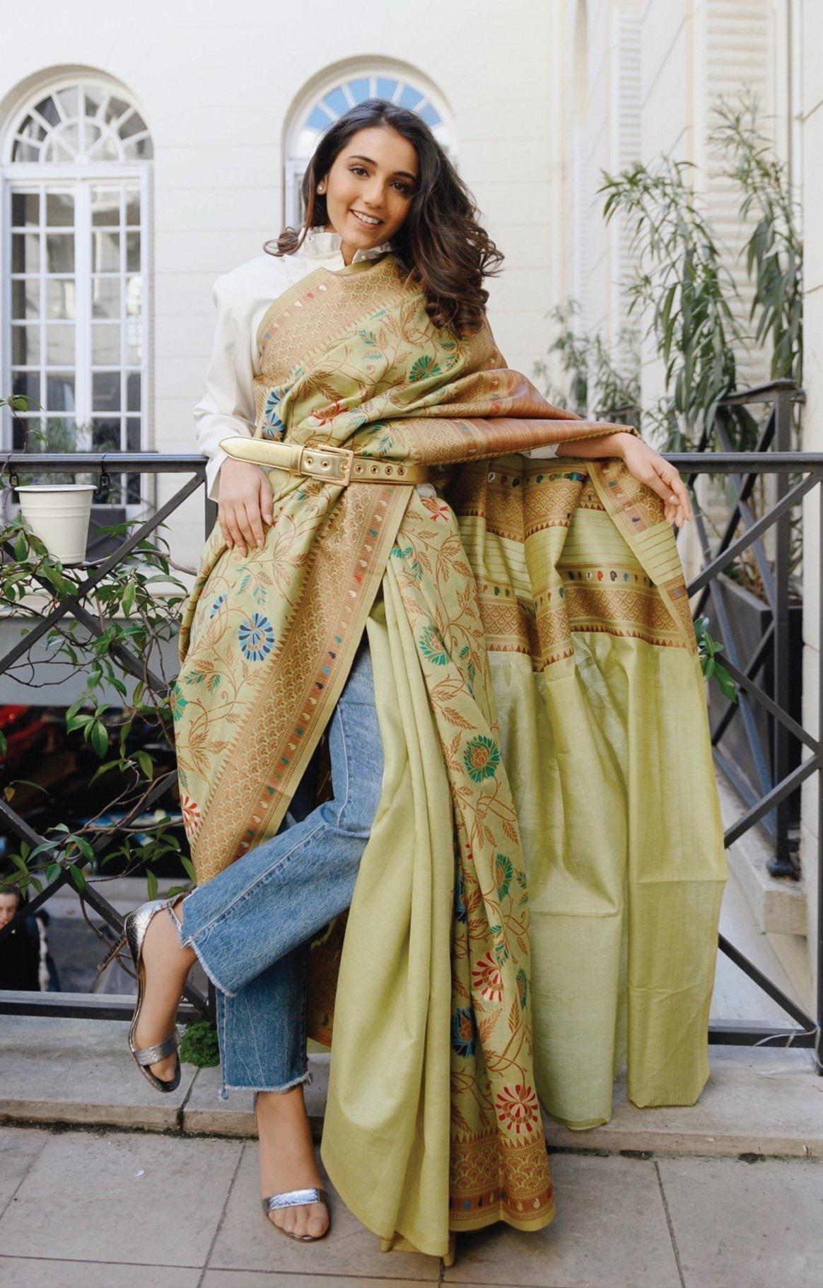 Silk Multicolor Designer Organza Floral Saree, 5.5 m (separate blouse  piece), Size: 5.5mtr at Rs 1350/piece in Surat