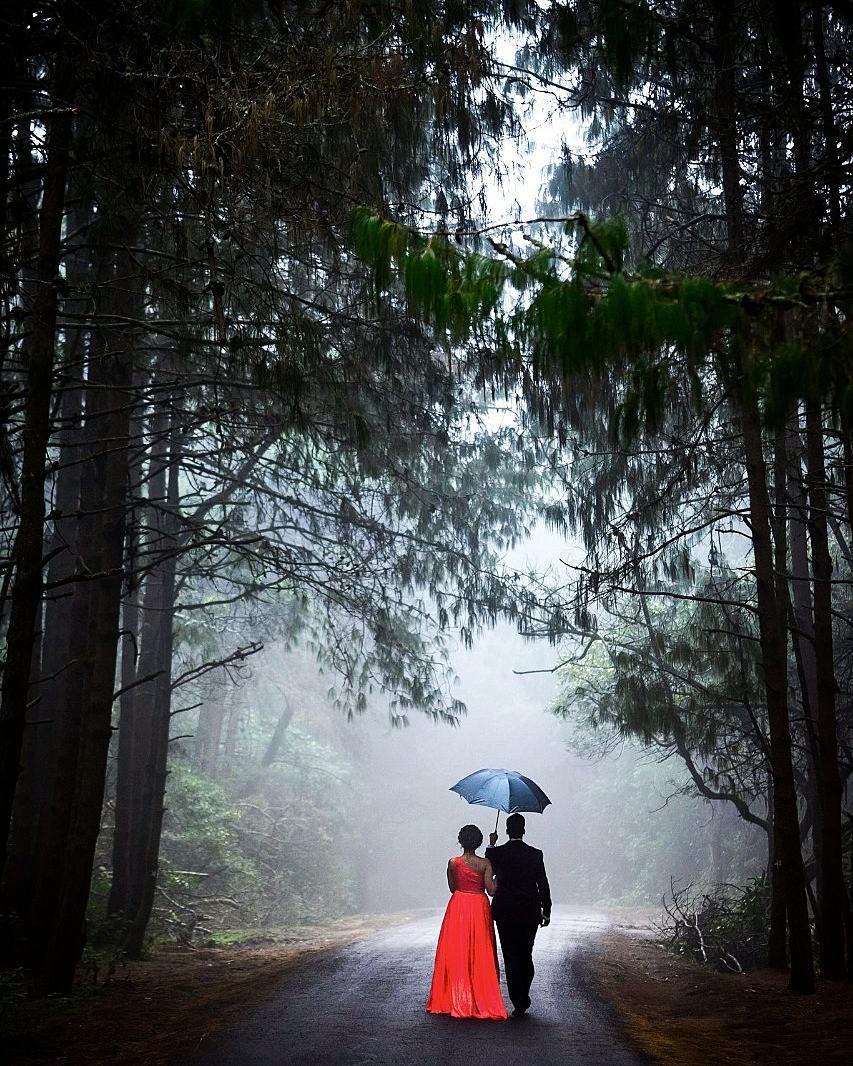 Photographing dancers in the rain